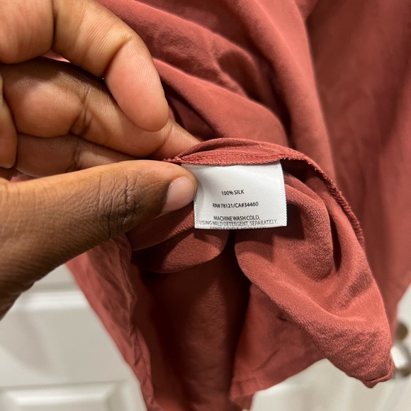 EILEEN FISHER 100% SILK LONG SLEEVE  BLOUSE/SHIRT/TOP  size petite large - Picture 7 of 7